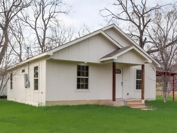 322 S 1st St, Grand Saline, TX 75140