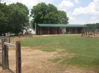 900 Pine Ridge Rd, Zebulon, NC 27597