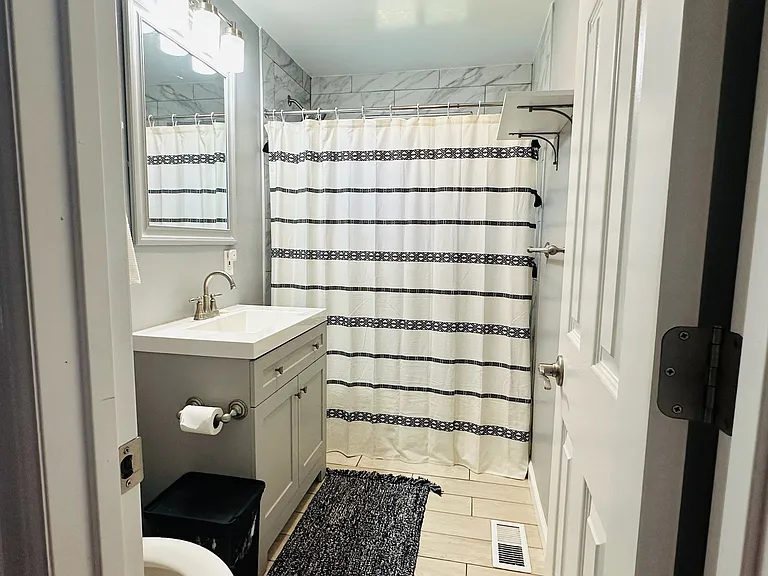 7130 Beach St #2 — Photo 10