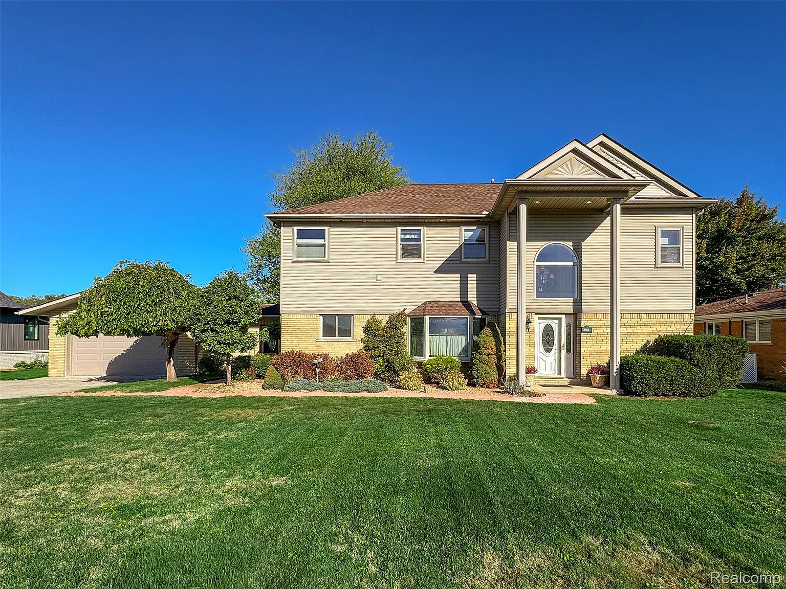 7214 Cardinal Rd photo 1