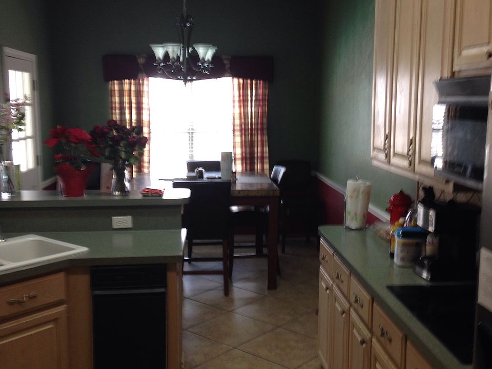 1st image of 1109 Acorn Ln