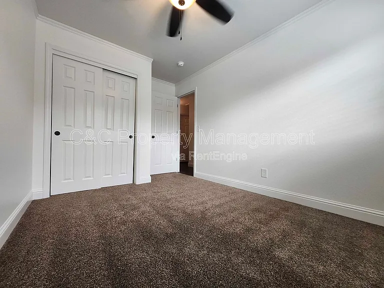 2546 W Victor Ct #102 — Photo 8