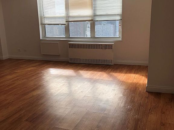 3rd image of 747 10th Ave APT 30C