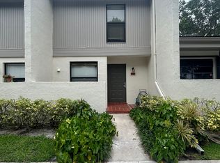 9884 NW 15th St, Pembroke Pines, FL 33024