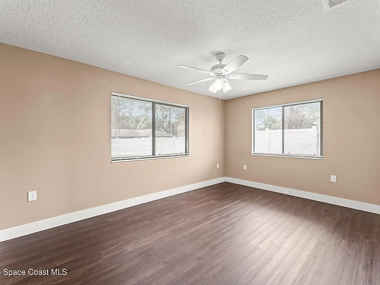6424 Dane Ave — Photo 23
