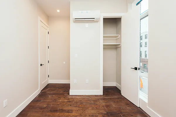 Rented by Nooklyn NYC LLC | media 5