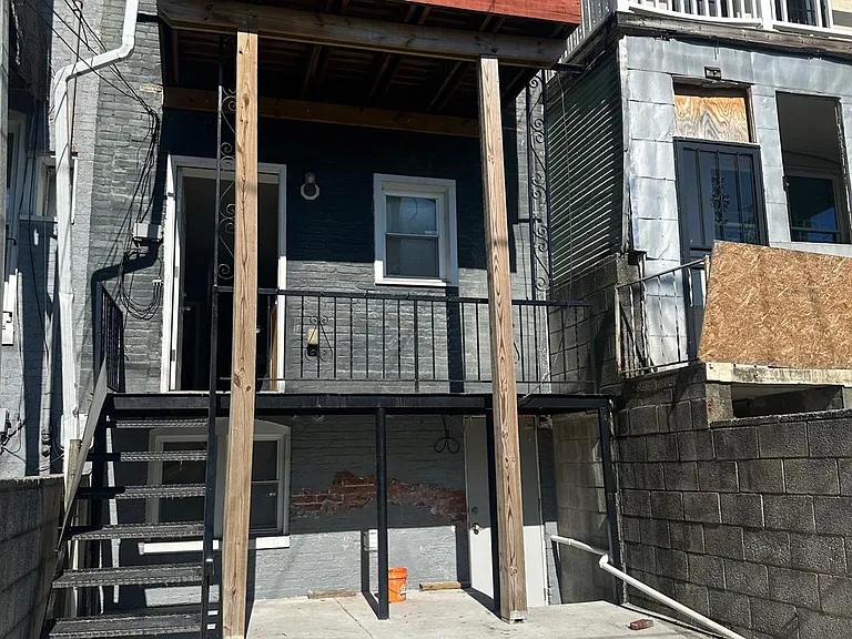 425 N Milton Ave — Photo 16