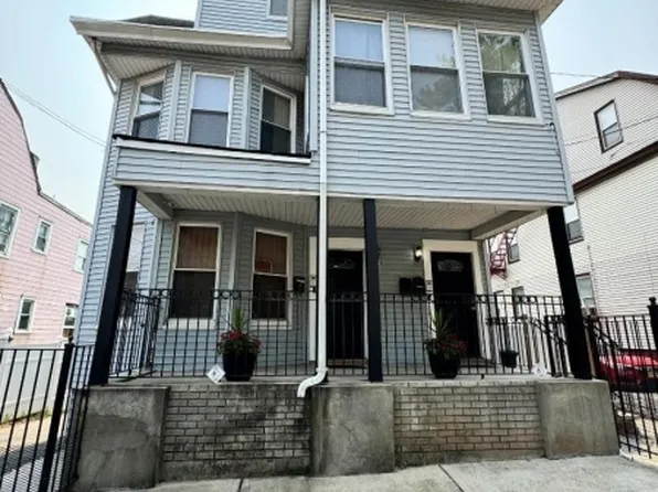 671 Irvine Turner Blvd #3, Newark City, NJ 07112