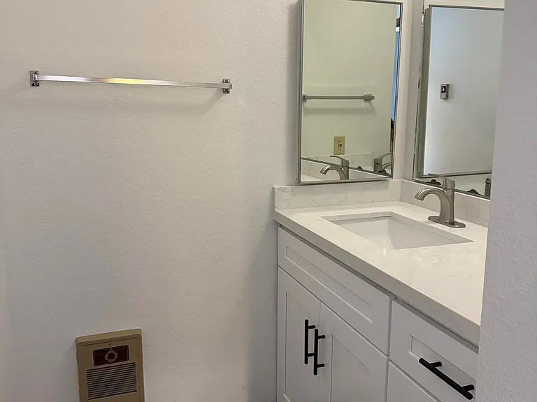 3019 3rd Ave W #1 — Photo 12