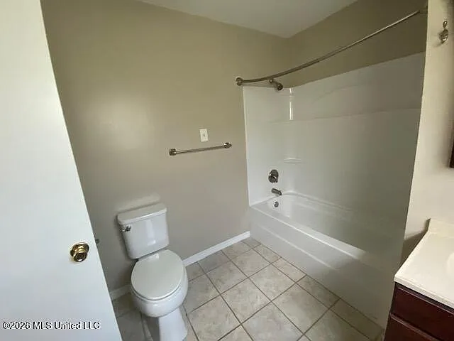 420 Champlin St — Photo 9