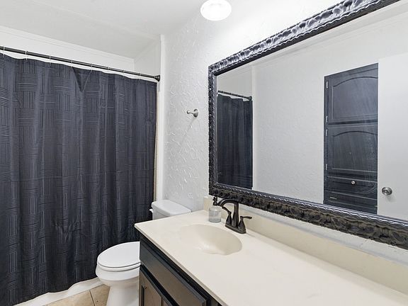 4th image of 5506 Grantmont Dr