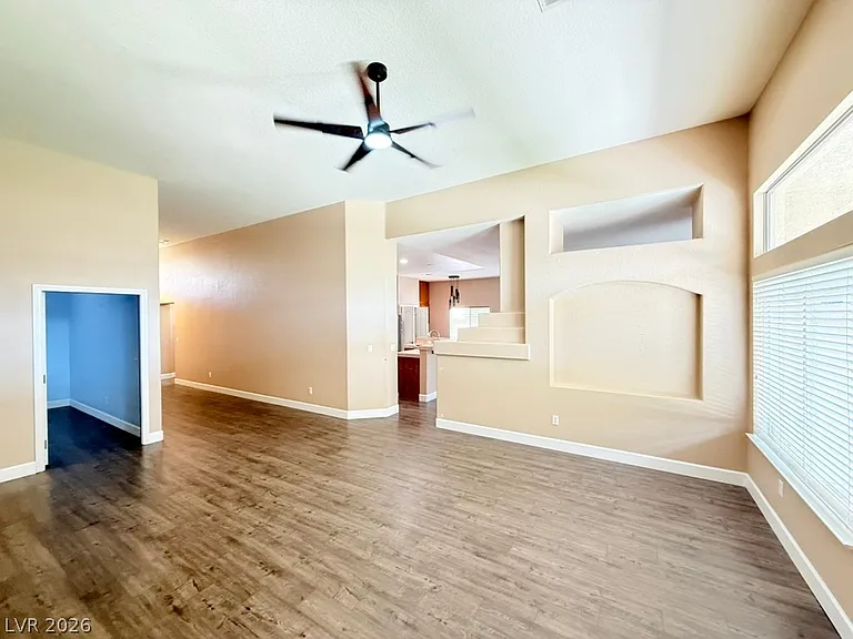 275 Macsnap Ave — Photo 14