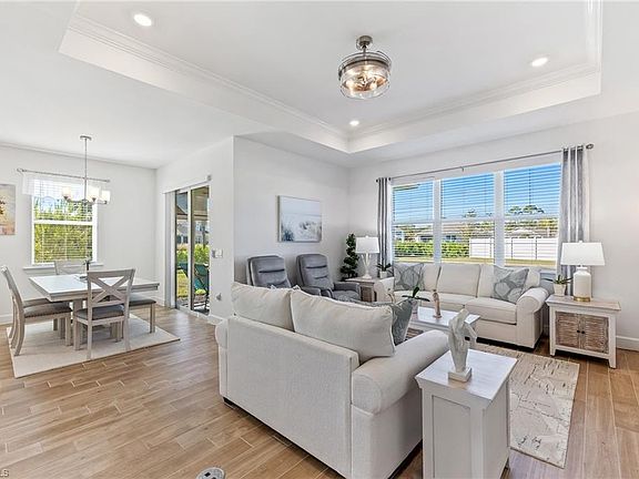 4th image of 15850 Blue Ridge WAY