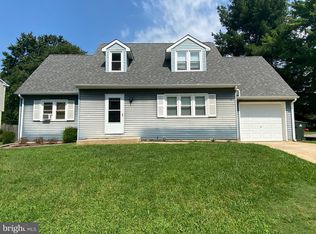 16 Westfield Dr, Newark, DE 19711