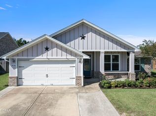 3695 Cedar Park Dr, Panama City, FL 32404