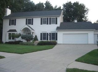 210 Krider Dr, Middlebury, IN 46540
