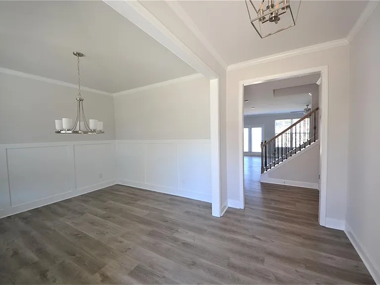 246 Hellen Valley Dr — Photo 6