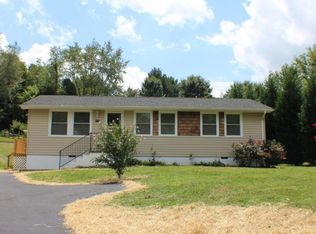 1218 White Top Rd, Bluff City, TN 37618