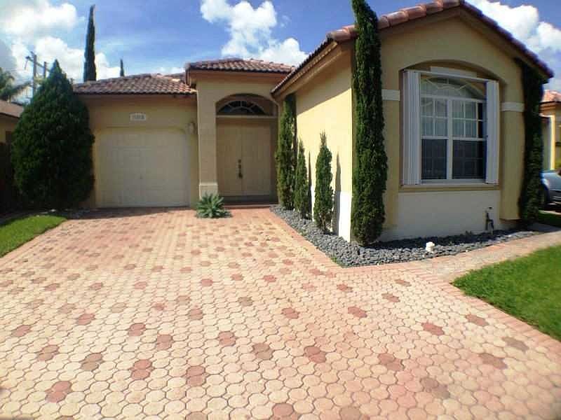 1st image of 11318 NW 50th Ter