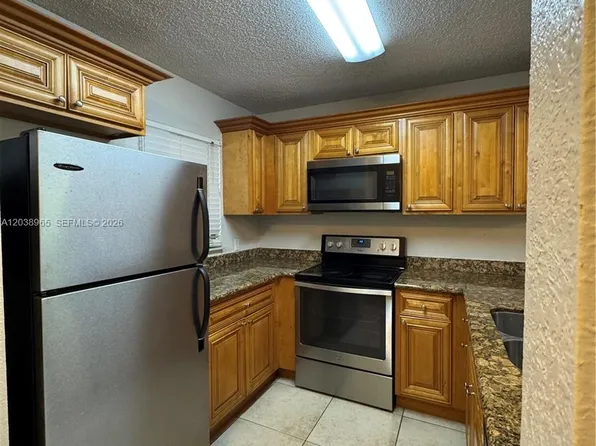 1661 Balfour Point Dr, West Palm Beach, FL
