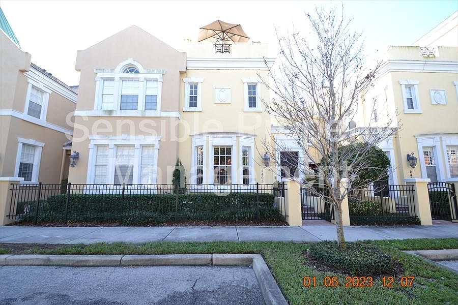 1st image of 2405 Victoria Gardens Ln
