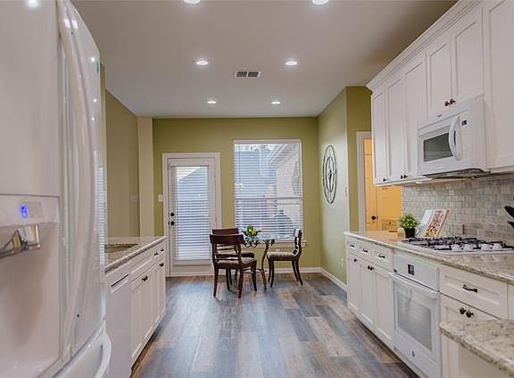 5th image of 7849 Rainbow Falls Dr