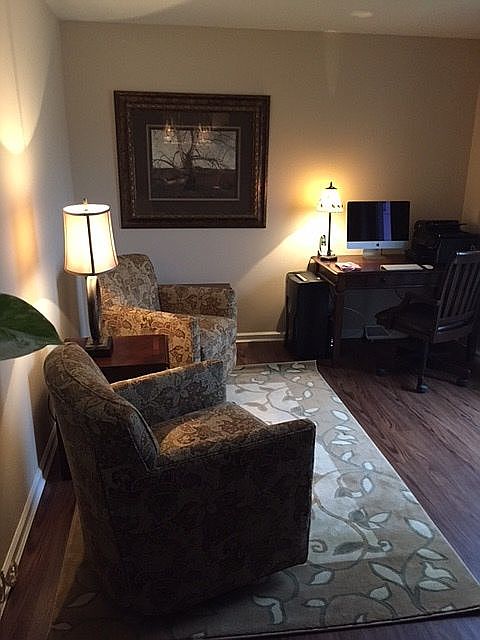 1st image of 600 Cranhill Dr