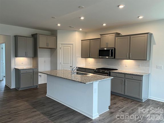 7th image of this home