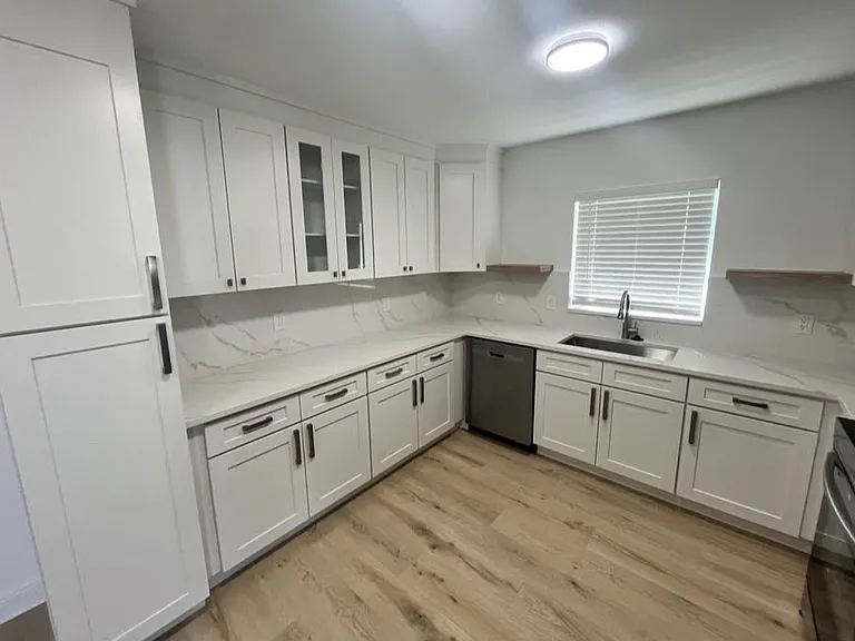 2924 W Braddock St — Photo 8