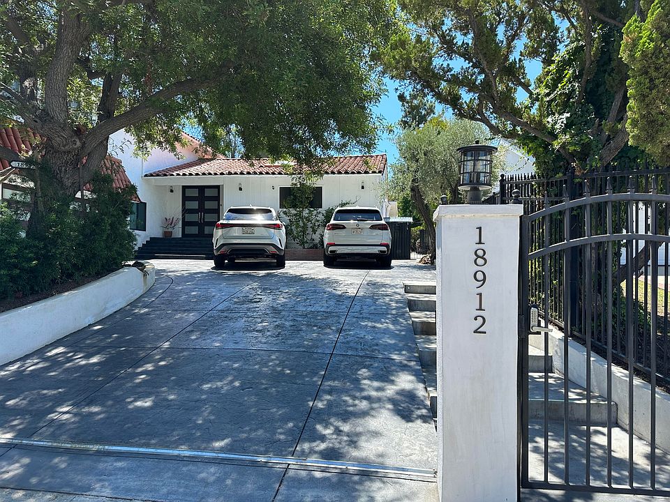 1st image of 18912 1/2 Pasadero Dr