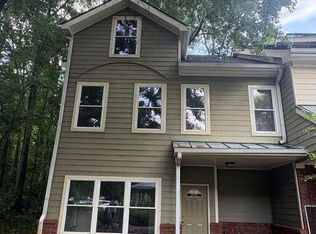 101 Dancing Fox Rd, Decatur, GA 30032