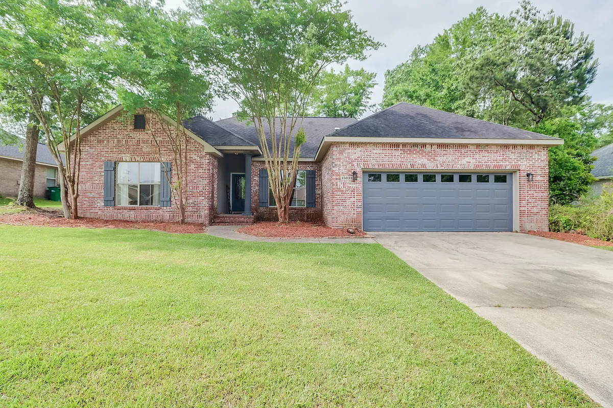 Building Photo - 15033 S White Swan Dr
