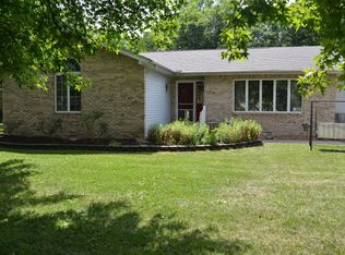 212 N 7th St, Dahlgren, IL 62828