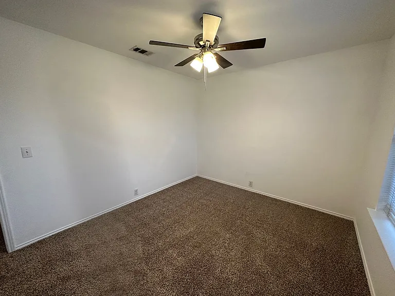8255 Horse Whisper Ln — Photo 10