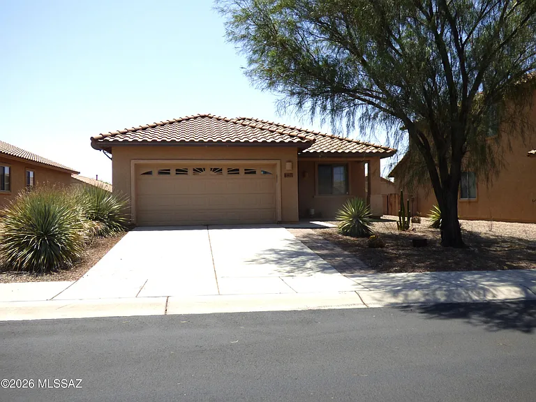 14377 N Bannerstone Ct — Photo 1