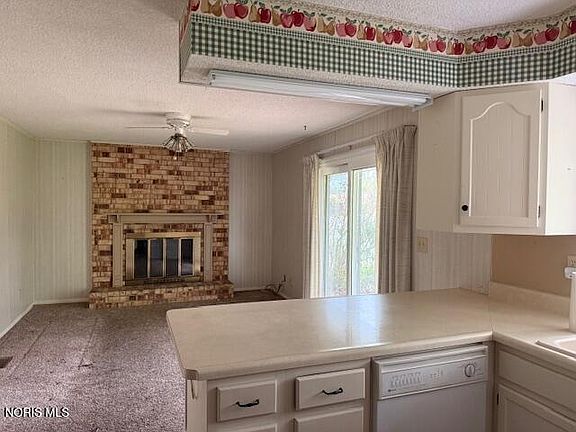 5th image of 3315 Crosshill Dr