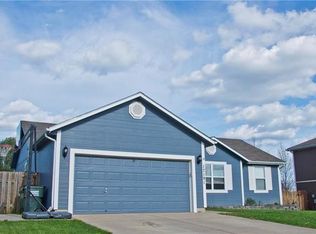 17191 Jennifer St, Gardner, KS 66030