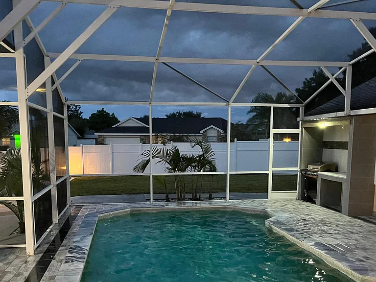 548 Loma Bonita Dr — Photo 33