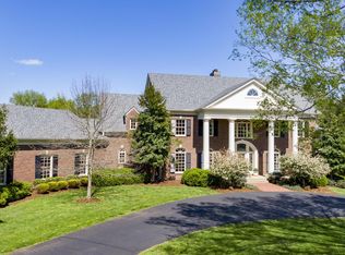 2 Wolf Pen Ln, Prospect, KY 40059