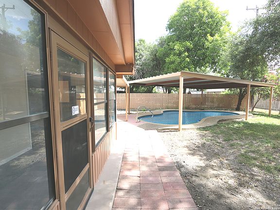 4th image of 5621 GALEWIND DR