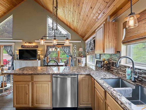 5th image of 23585 Emerald Pines Dr