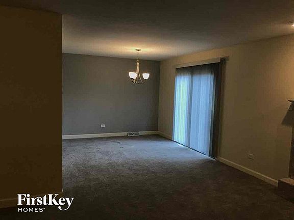 3rd image of 724 Bradley Ave