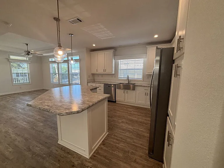 909 Inagua Ave #307 — Photo 7