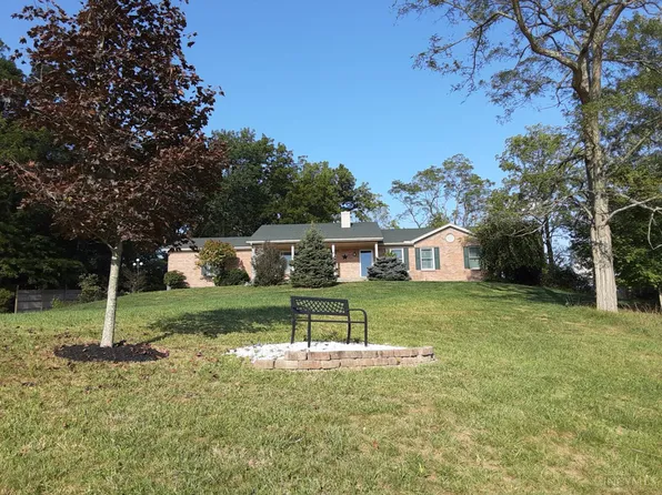 6805 Pea Ridge Rd, Hillsboro, OH 45133