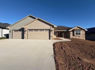 4052 Antwerp Ave, Green Bay, WI 54313