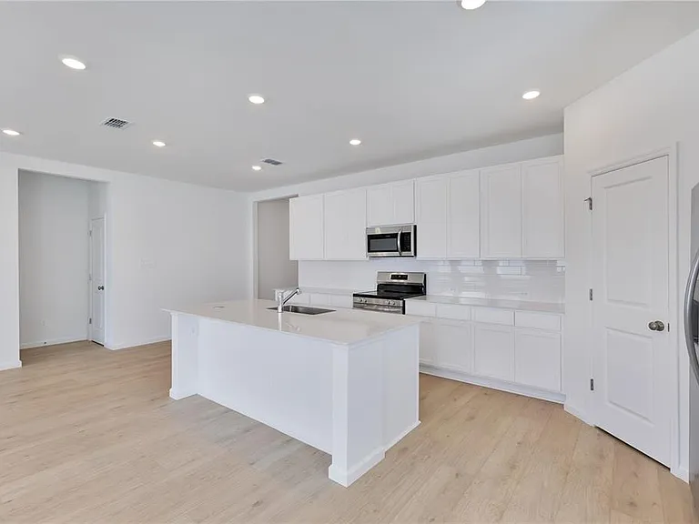 5152 Arrowfeather Ct — Photo 7