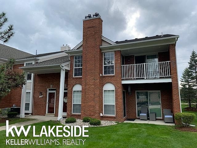 1st image of 52395 Heatherstone Ave #5