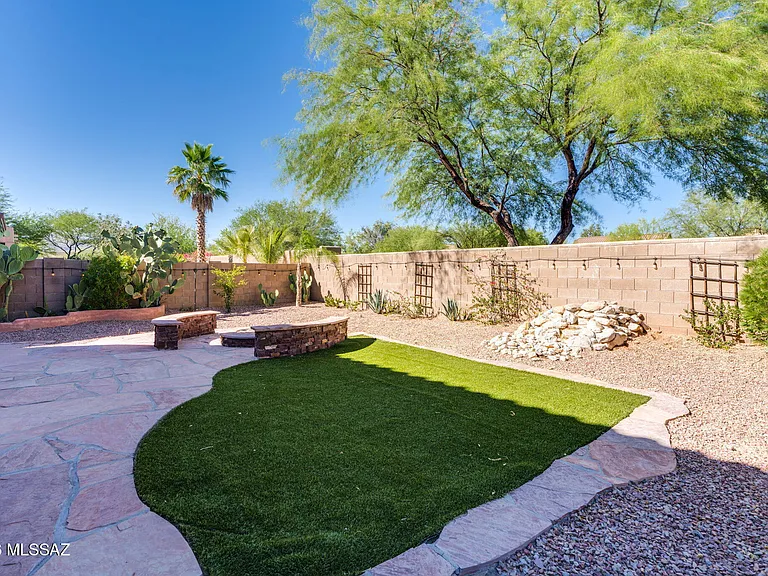 12992 N Westminster Dr — Photo 8