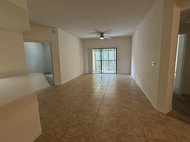 3020 Alcazar Pl #303 — Photo 12
