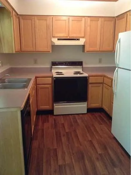 2 bedroom, Spacious Townhome: Available September 2026! — Photo 2
